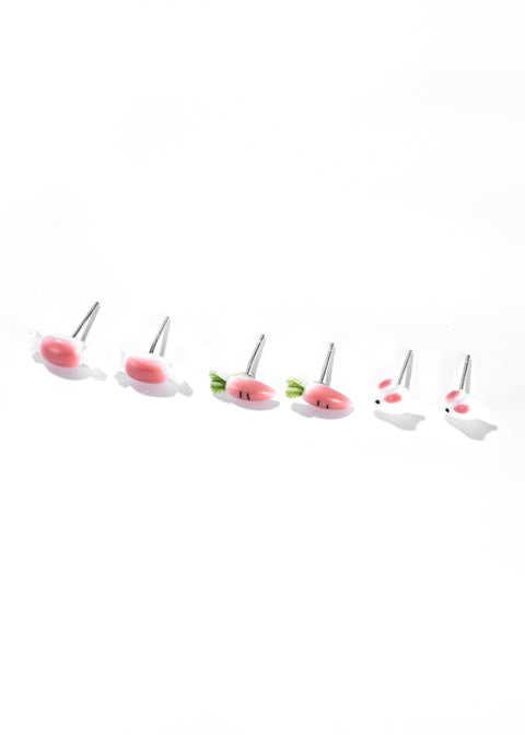 A set of small stud earrings with bunny earrings design.