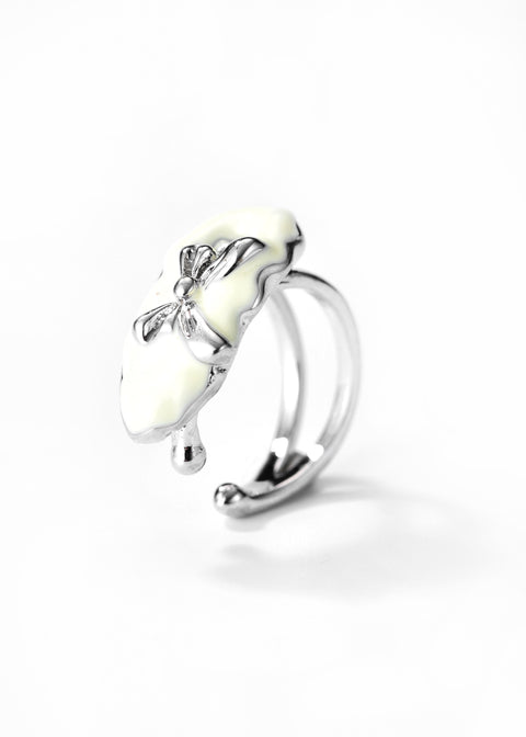 bow ear cuff