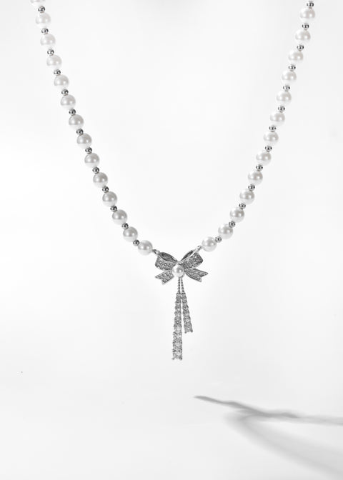 Bow Pearl Necklace