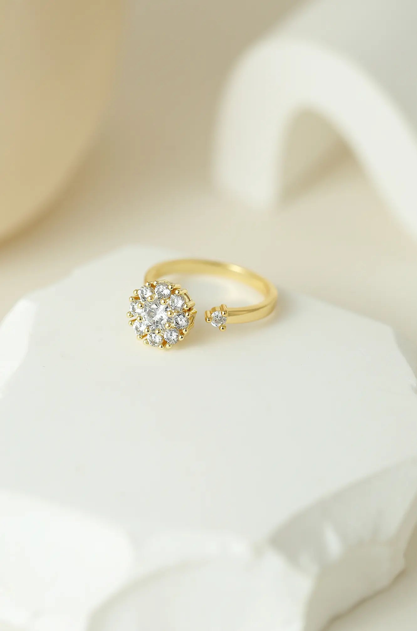 Crystal Spinning Ring