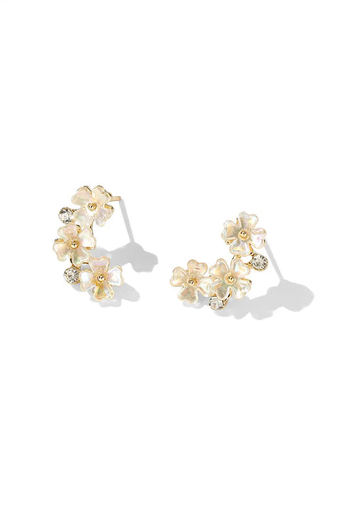 untamed petals earrings