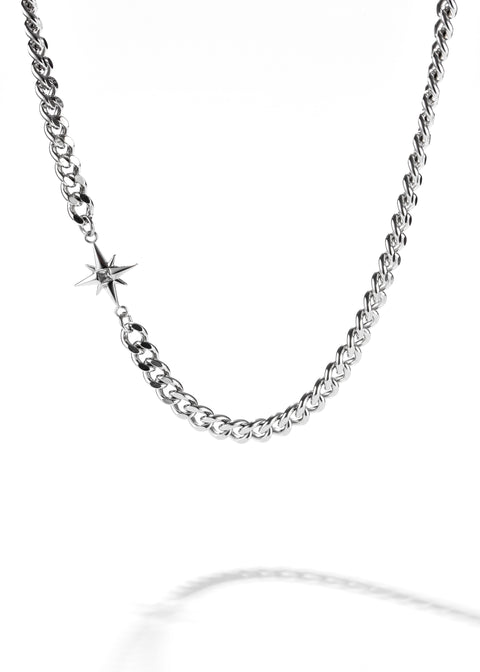 A set of star necklace with silver chains and star pendant.