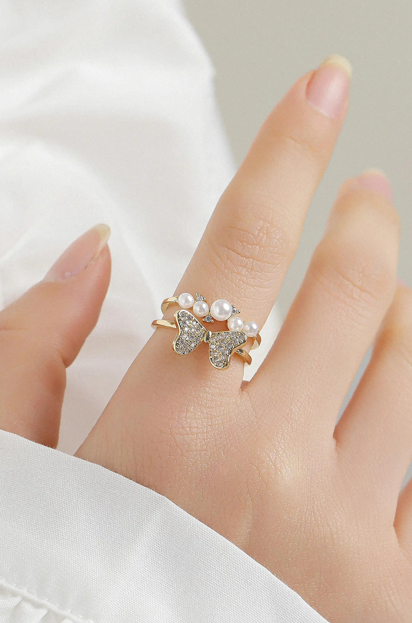 Butterfly Pearl Band Ring