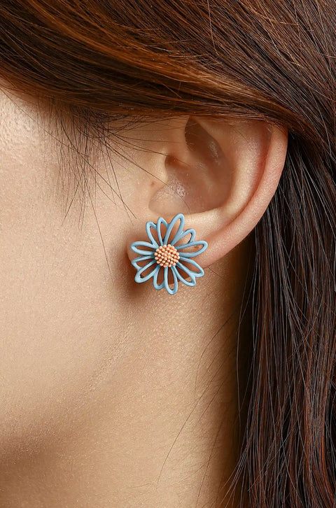 daisy stud earrings